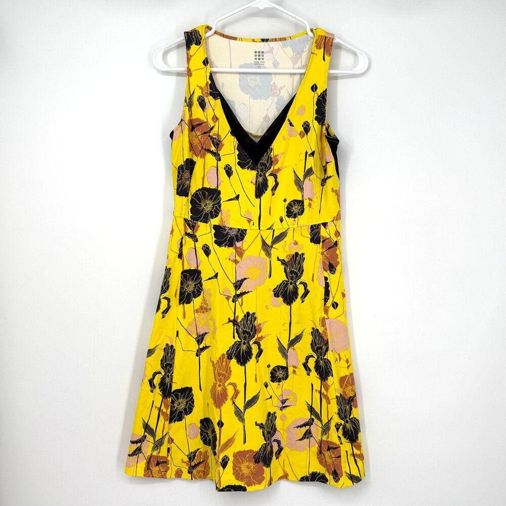 Title Nine Freelance Dress Yellow Anemone Floral Athletic Golf Pickleball Size S